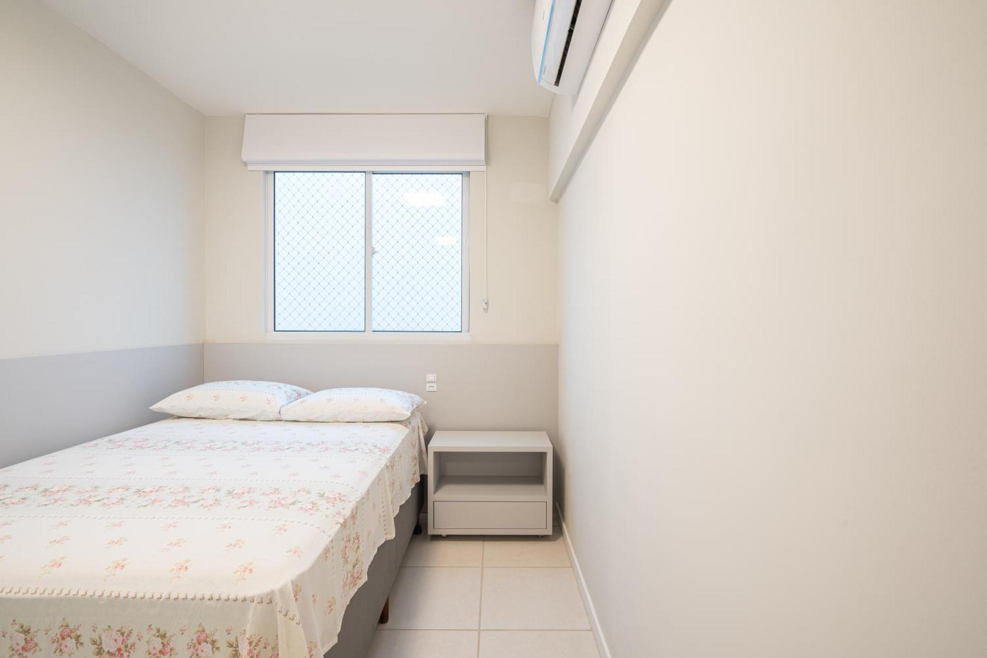 Apartamentos Em Bal Picarras 150 M Da Praia Com Sacada, Wi-Fi, Piscina, Portaria 24H, Playground E Vaga De Garagem Rom bilde