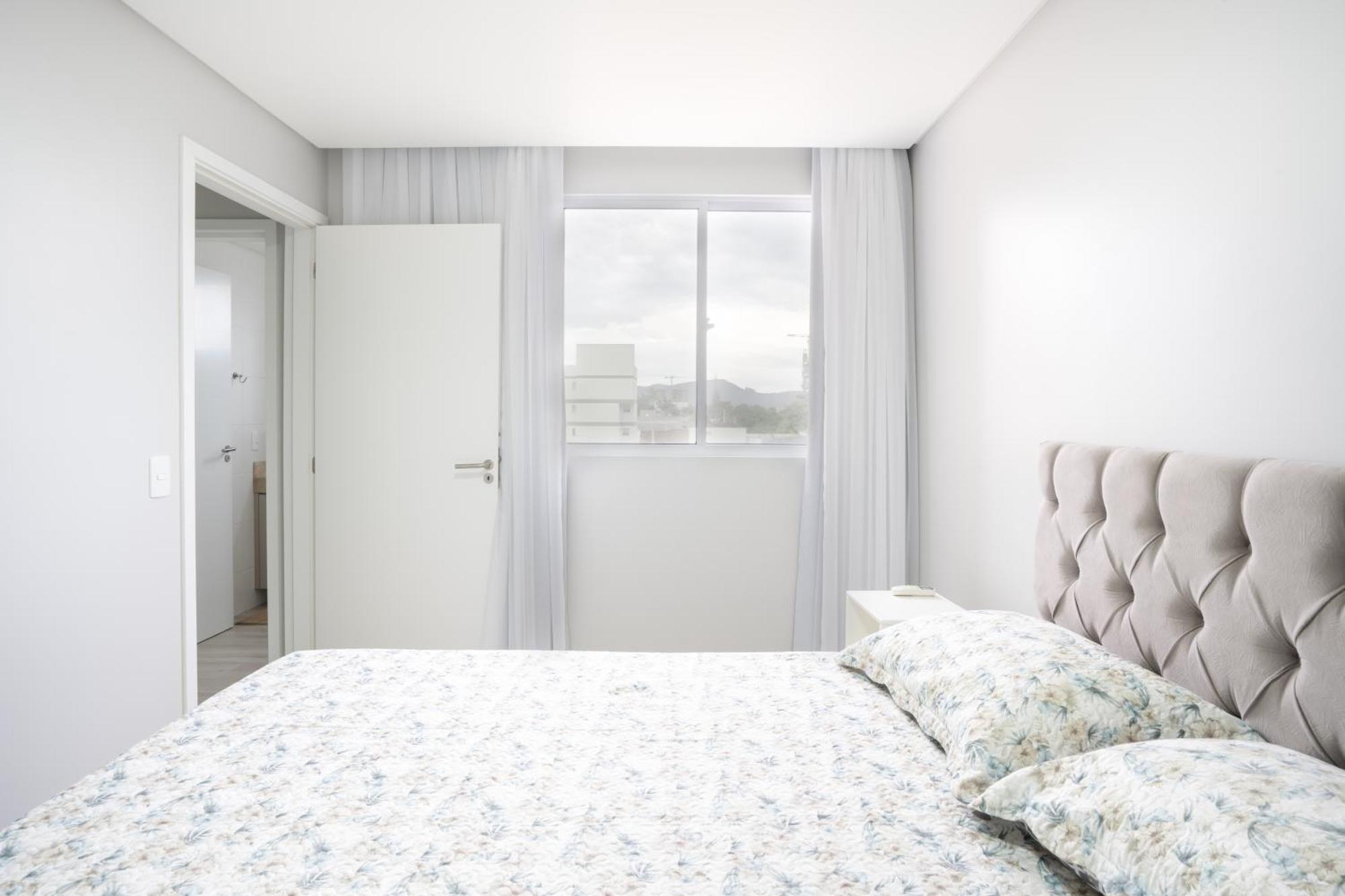 Apartamentos Em Bal Picarras 150 M Da Praia Com Sacada, Wi-Fi, Piscina, Portaria 24H, Playground E Vaga De Garagem Rom bilde